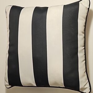 Black & White Palm Leaf/Striped Patio Pillow